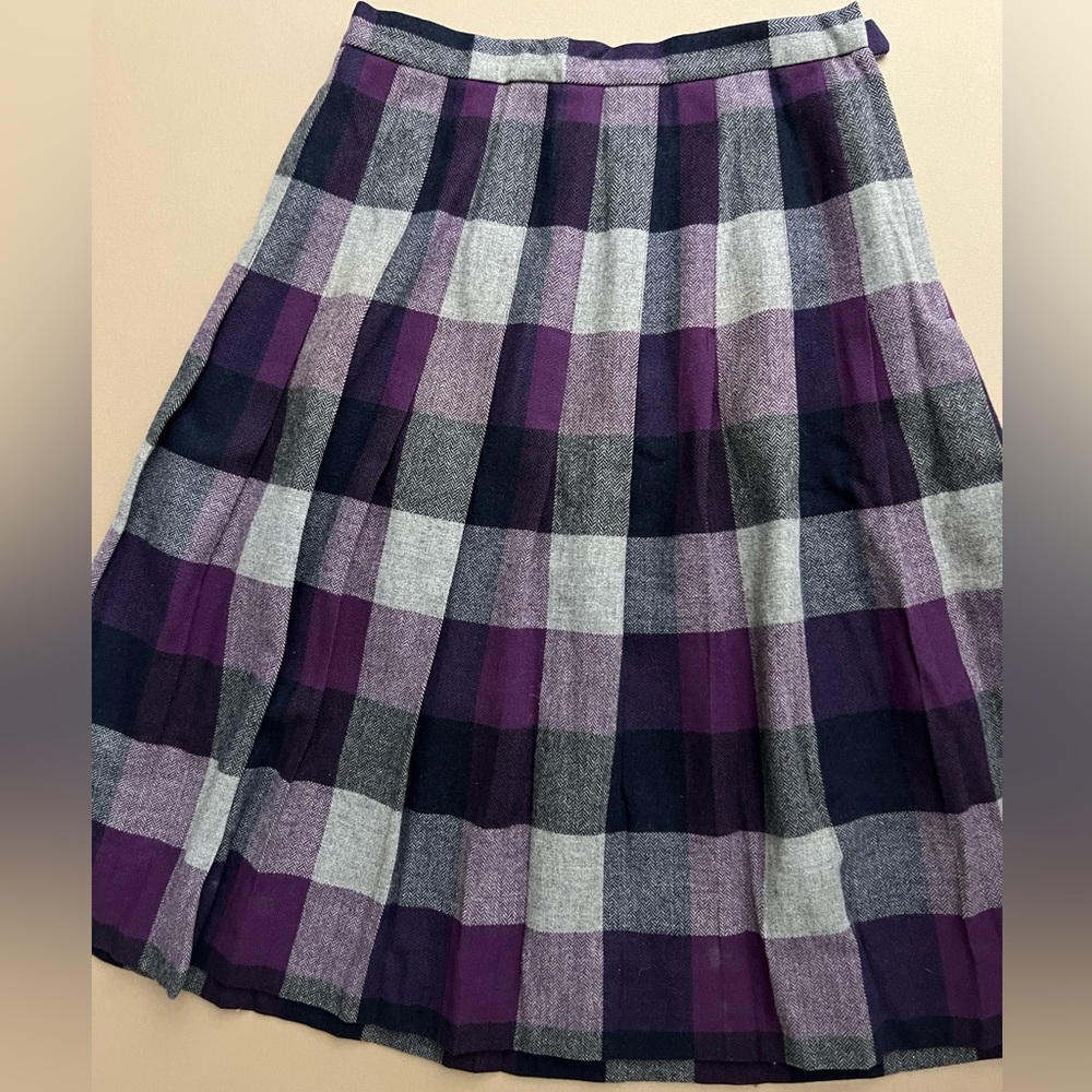 Vintage Union Made Purple Plaid Wool Blend Pleated Skirt - Picture 13 of 16